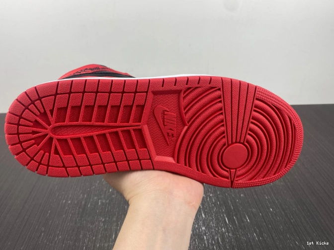 1 Air OG FD4810-061 Satin High WMNS Bred Jordan 0530